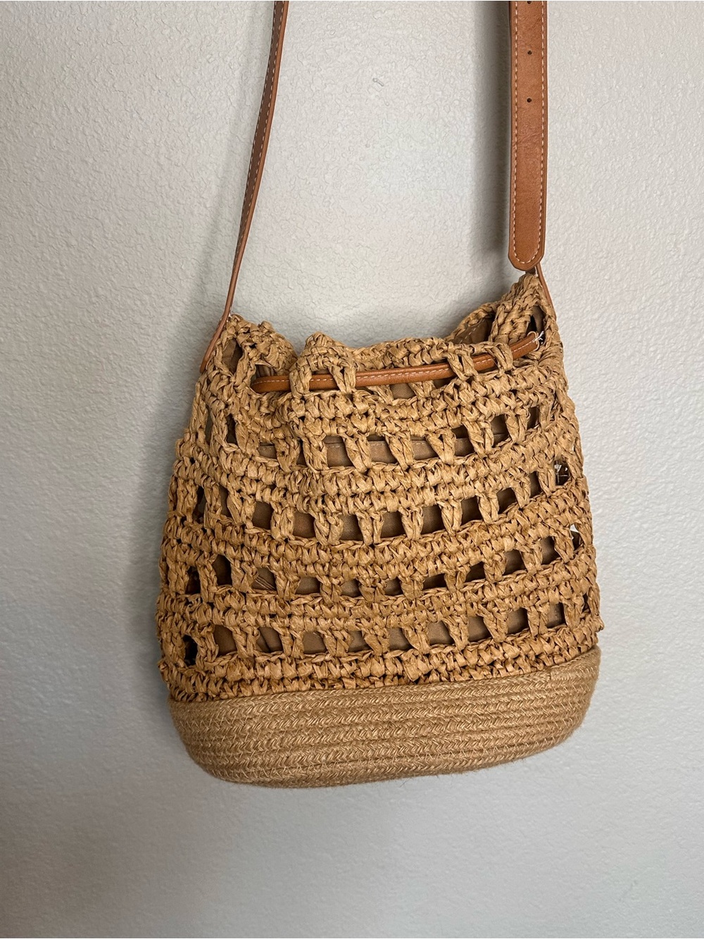 Woven Drawstring Bucket Bag with Brown Leather Strap - Picture 4 of 5